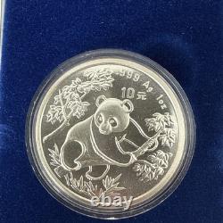 1992 Chinese Panda Bear Collectible Rare Coin 1 Ounce. 999 Fine Silver Round 999