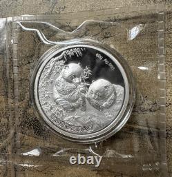 2014 China Nanjing Mint Two Lovely Panda Silver Panda Medal 60g COA Spot
