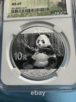 2017 China PRC 10 Yuan Silver Panda 0.999 KM# Coin NGC MS69