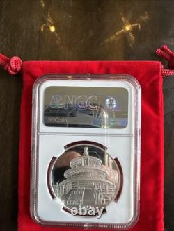 Official Panda 2023 China 30g 40th Anniversary FDI PF 70 Ultra Cameo Tong Signed