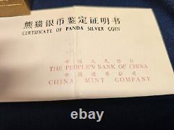 1984 CHINE ARGENT 10 YUAN PANDA PROOF W avec boîte de pièces et certificat d'authenticité - UNE TROUVAILLE MAGNIFIQUE