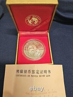 1984 CHINE ARGENT 10 YUAN PANDA PROOF W avec boîte de pièces et certificat d'authenticité - UNE TROUVAILLE MAGNIFIQUE