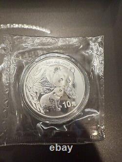 2004 Chine Panda 10 Yuan 1 oz pièce d'argent Panda, Très belle pièce