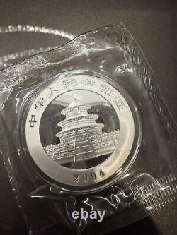 2004 Chine Panda 10 Yuan 1 oz pièce d'argent Panda, Très belle pièce