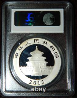 2013 Panda de Chine 10 Yuan 1 Oz. Argent 999 Fin Pcgs Ms70 Étiquette Drapeau de Chine