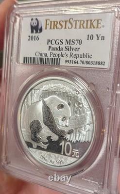 2016 Panda argenté chinois Première frappe PCGS MS70 pièce de 10 yuans 30 g. 999