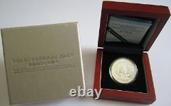 Chine 10 Yuan 2011 Panda Syndicat des Travailleurs Financiers Chinois 1 Oz Argent