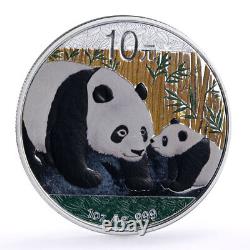 Chine 10 yuans pièce en argent colorée, représentant une famille de pandas géants dans une forêt de bambous, 2011