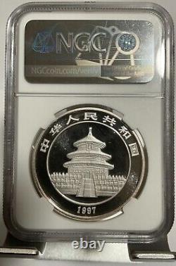 Chine 1997 1 oz pièce d'argent Panda, petites données, NGC MS69