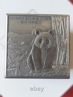 Cube commémoratif du 150e anniversaire du Panda d’argent chinois de 20 oz 2019
