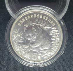 Monnaie en argent de 5 Yuan géant panda WWF de Chine 1986 dans une capsule avec étui et certificat d'authenticité