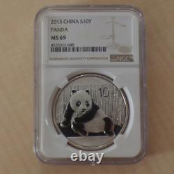 Panda en argent de 10 yuans de Chine 2015 NGC MS69 argent 99,9 %, pièce en argent de 1 oz (dans un SLAB)