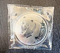 Pièce de monnaie en argent commémorative de panda de Chine de 10 yuans 2002