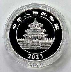 Pièce de panda en argent de Chine 2023 de 150g (150 grammes)