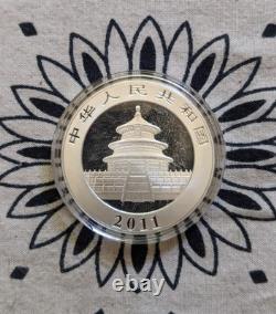 Pièce en argent Panda chinoise 1 oz 2011 avec capsule 999